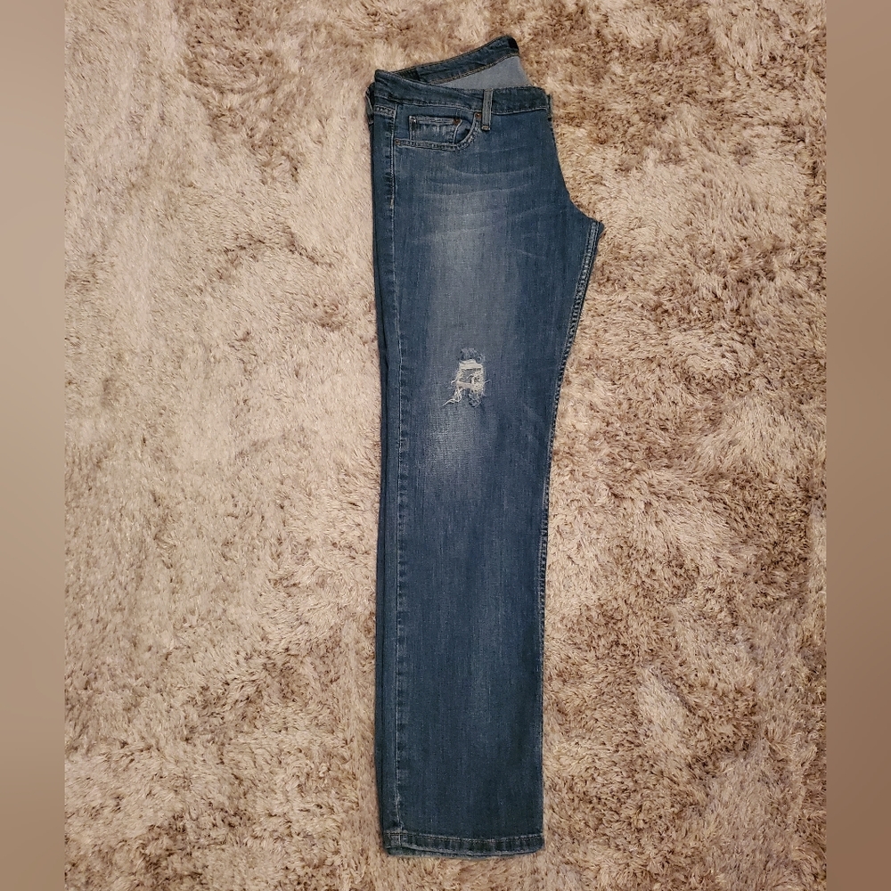 Low Rise Levi's 524 Jeans